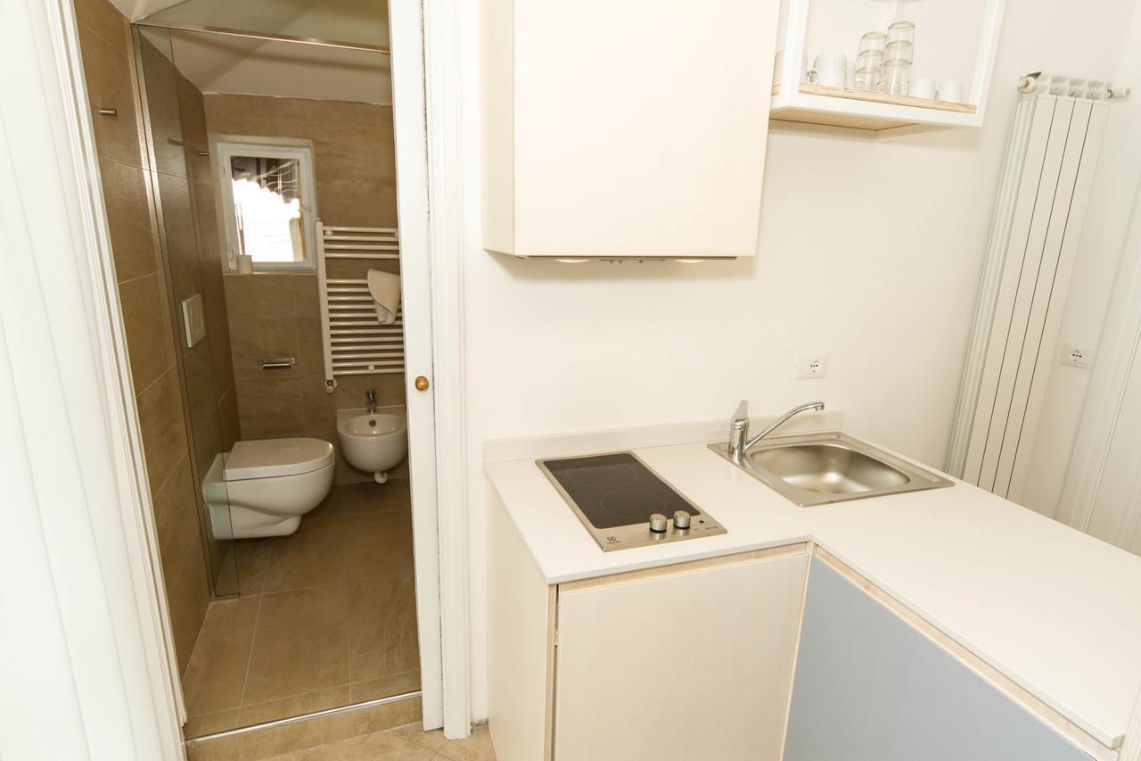 Residence Villa Ombrosa Spotorno Bagian luar foto