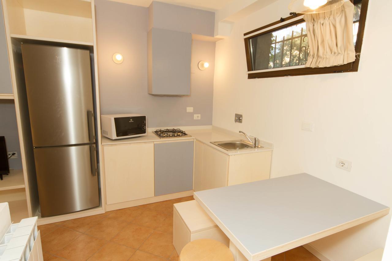 Residence Villa Ombrosa Spotorno Bagian luar foto
